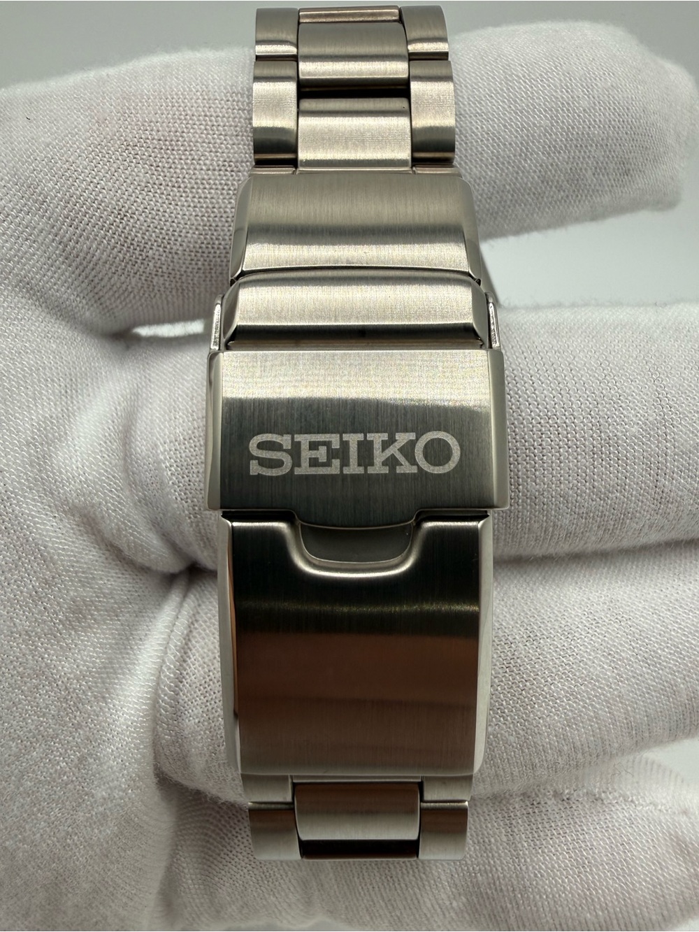 Seiko Prospex SPB143J1 Men's Automatic Analog W/original Box & Papers COA - Picture 6 of 16